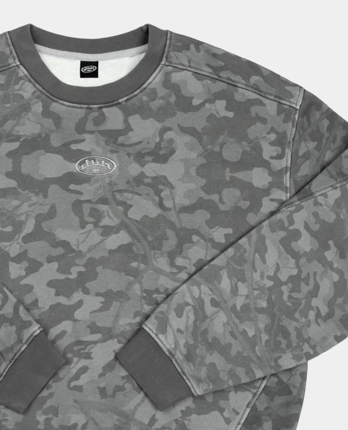Divin By Divin All Over Dark Camo Crewneck (2)