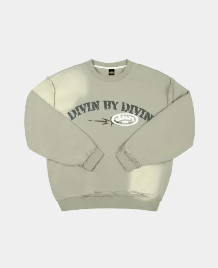 Divin By Divin Green Vintage Military Crewneck