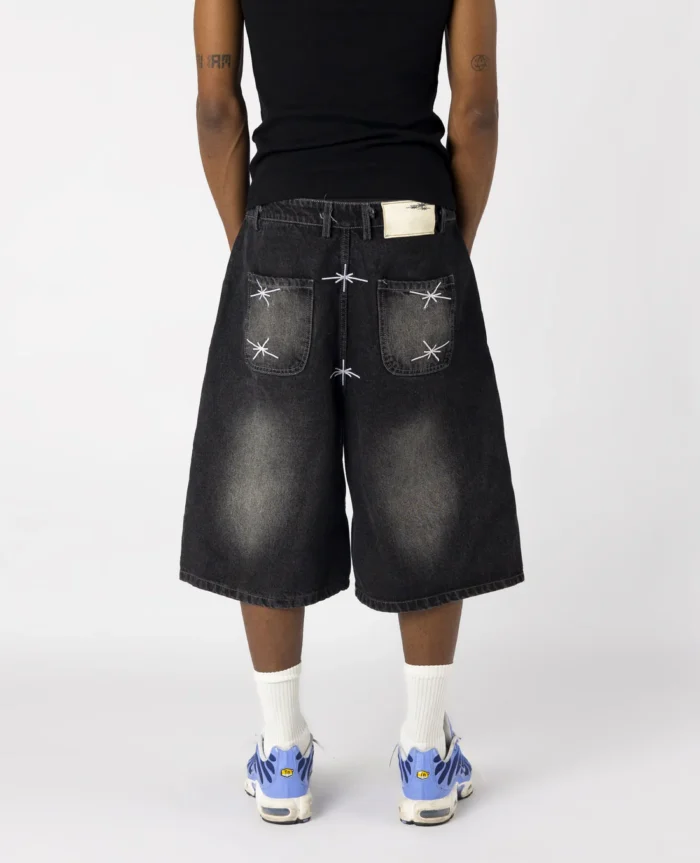 Divin by Divin Washed Black Denim Jort (5)