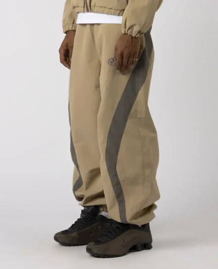 Divin By Divin Jogger Sand Futura1